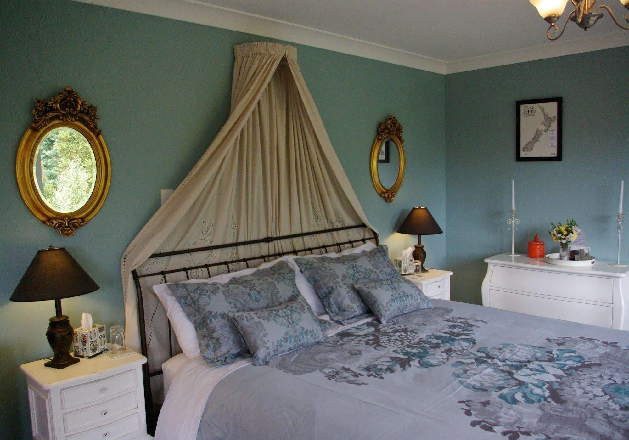 Kauri Point Luxury Bed & Breakfast 陶波 外观 照片